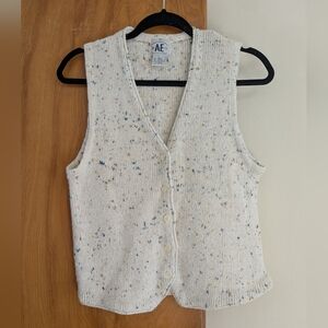 American Eagle Speckled Knit Button Up Vest
